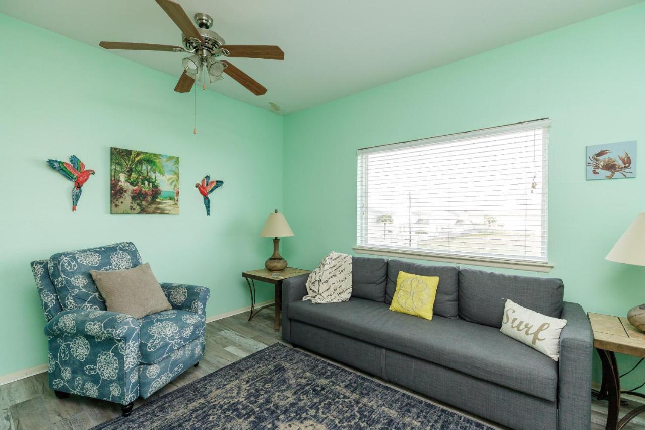 Affordable Family Condo -Walking Distance To Beach By Mustang Island, Sleeps Four, 2025 Traveler Award Corpus Christi Exterior photo