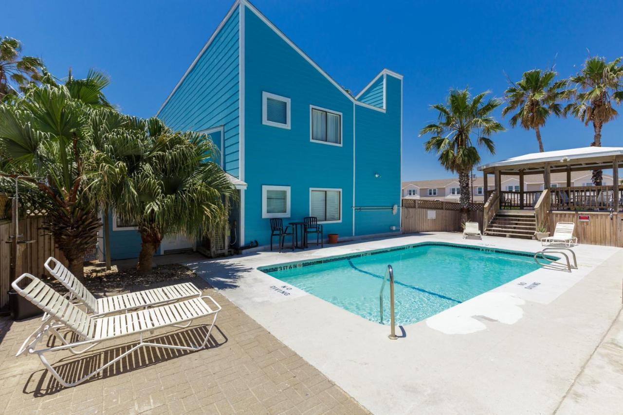 Affordable Family Condo -Walking Distance To Beach By Mustang Island, Sleeps Four, 2025 Traveler Award Corpus Christi Exterior photo