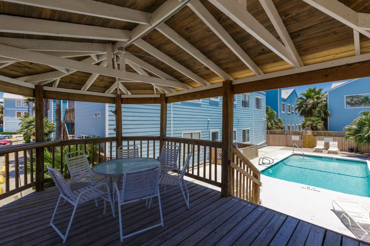 Affordable Family Condo -Walking Distance To Beach By Mustang Island, Sleeps Four, 2025 Traveler Award Corpus Christi Exterior photo